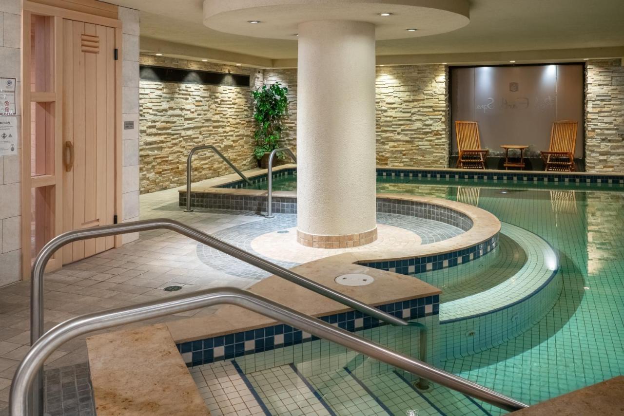 Banff Caribou Lodge And Spa מראה חיצוני תמונה