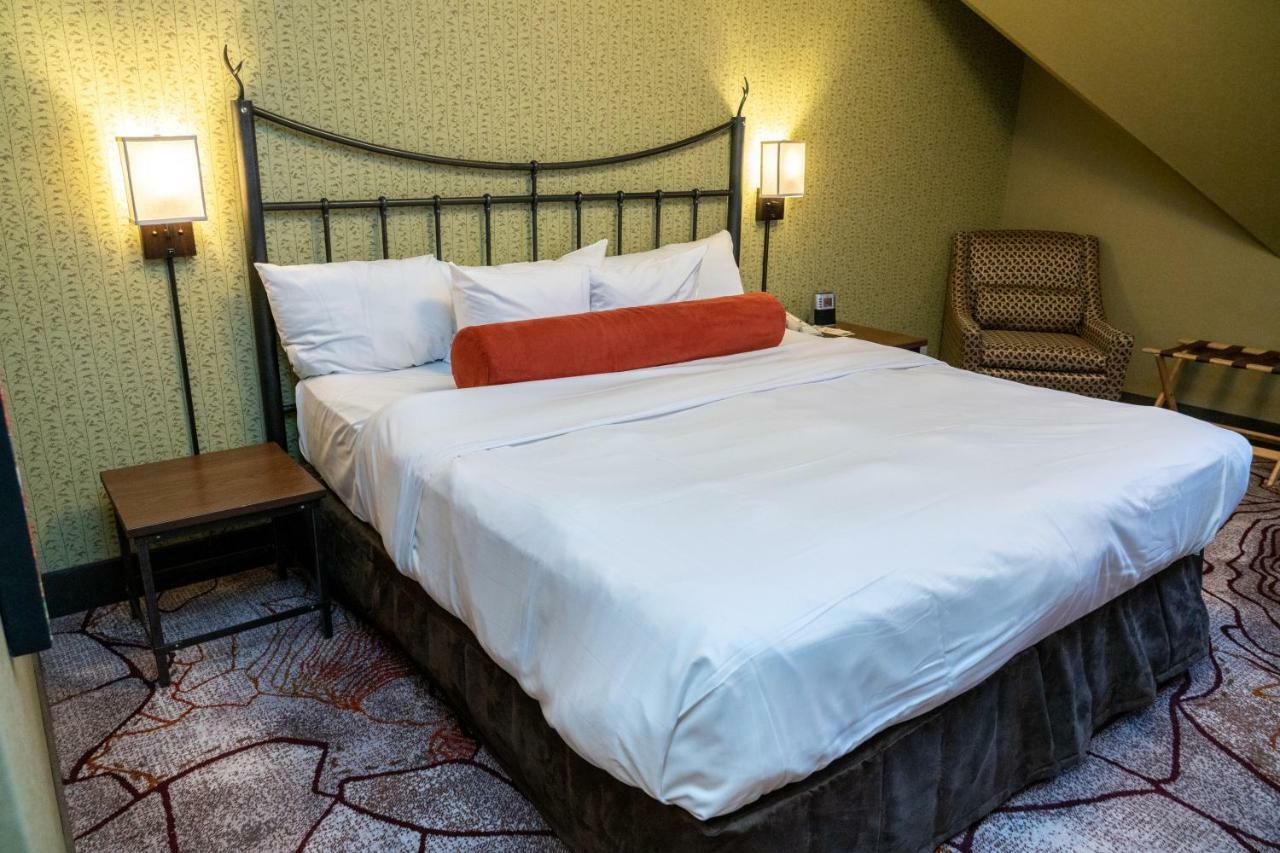 Banff Caribou Lodge And Spa מראה חיצוני תמונה
